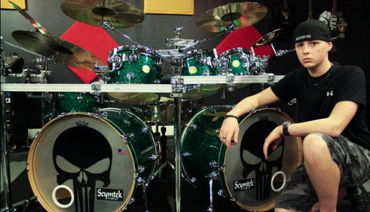 Houston Russell | Eyetooth