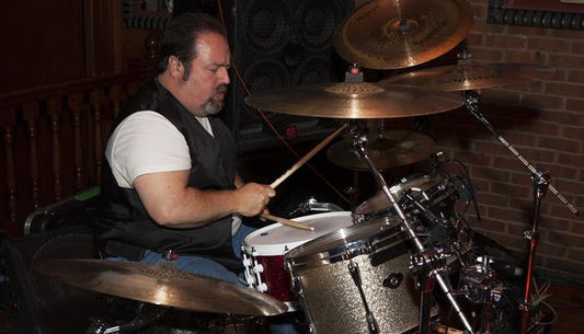 Grip Elliot | Jon E Gee