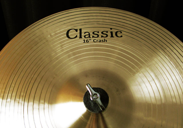 16" Classic Crash